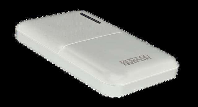 Powerbank                                                                                                                                                                                                              Necnon Npw-05fc 5000mah Indicador Led Tipo C Blan Nbpb0512fc